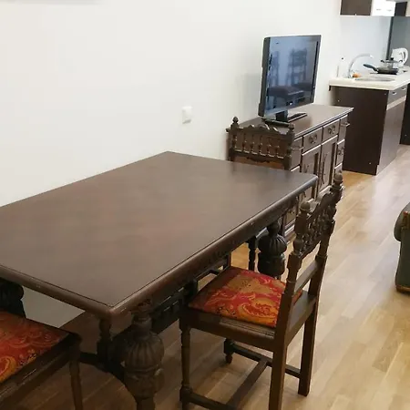 דירה City Center Rent With Free Parking Nr.229 *